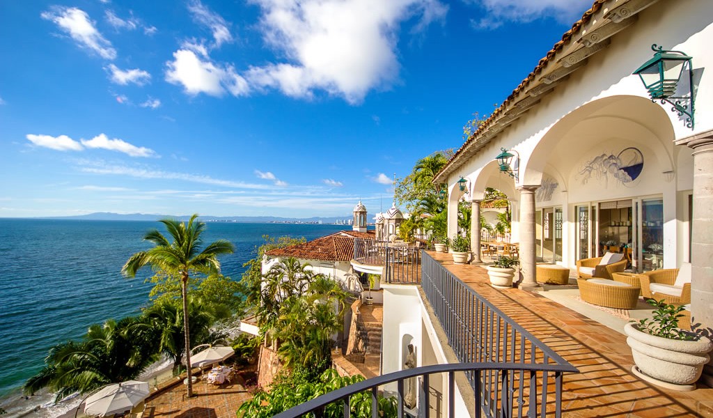 11 Bedroom Beachfront Luxury Home for Sale, Puerto Vallarta, Jalisco