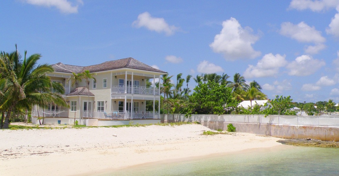 3 Bedroom Beachfront Property for Sale, Nassau, New Providence, The