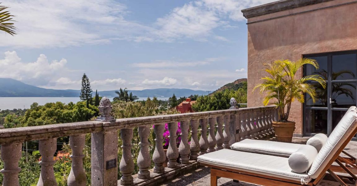 5 Bedroom Mediterranean Style Villa for Sale, Rancho del Oro, Ajijic