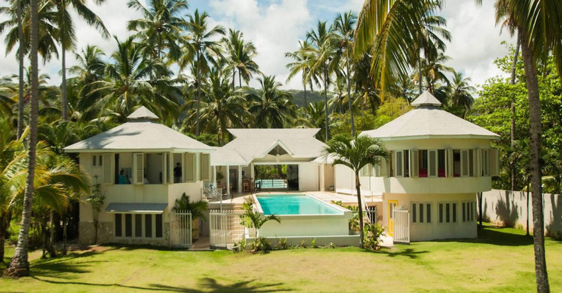 9 Bedroom Beachfront Home for Sale, Playa Coson, Las