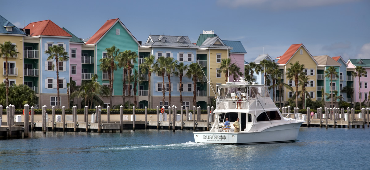 Waterfront condos in Nassau, Bahamas