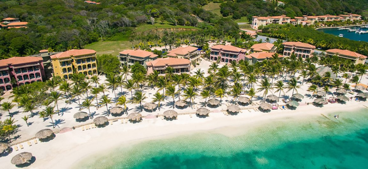 Beachfront condo for sale in Parrot Tree Plantation, Roatan