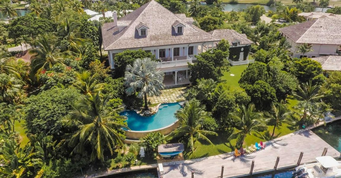 5 Bedroom Waterfront Luxury Home for Sale, Lyford Cay, The Bahamas