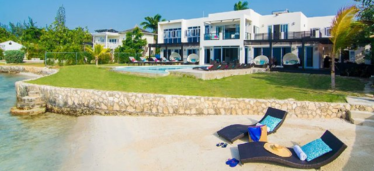 Beach house for sale in Montego Bay, Jamaica