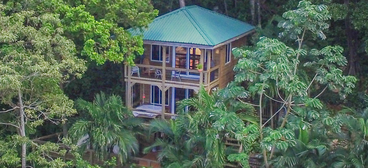 Home for sale in West Bay, Roatan