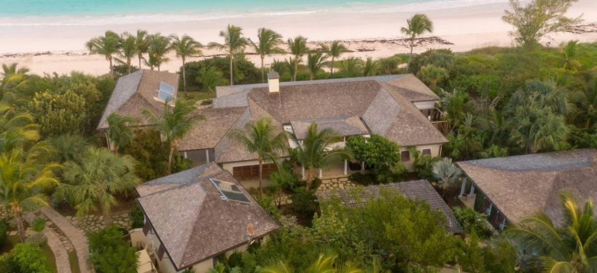 Luxury beachfront estate for sale in Harbour Island, Bahamas
