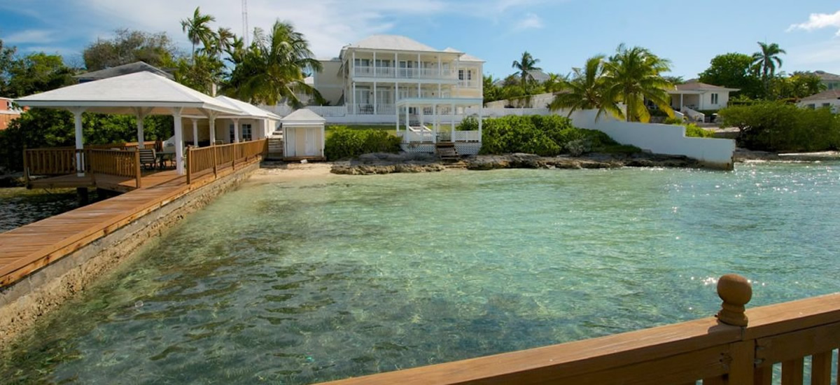Luxury beachfront home for sale in New Providence, Bahamas