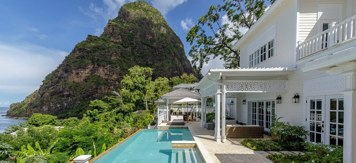3 bedroom home with views of the Pitons