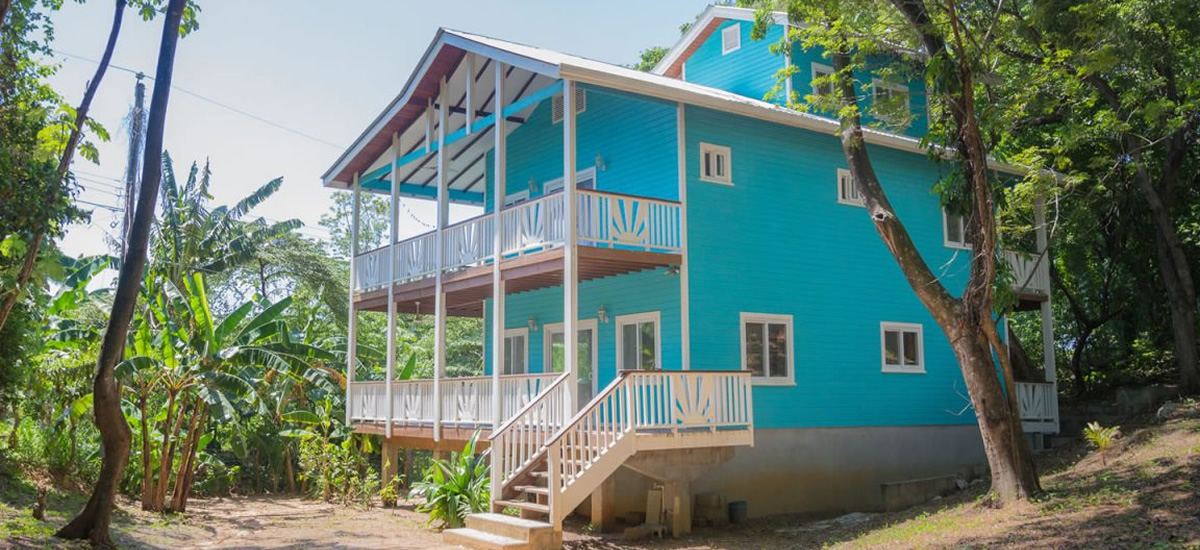 Home for sale near West Bay Beach on Roatan
