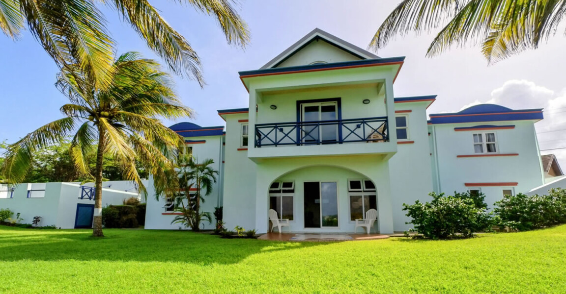 4 Bedroom Oceanfront House for Sale, True Blue, Grenada 7th Heaven